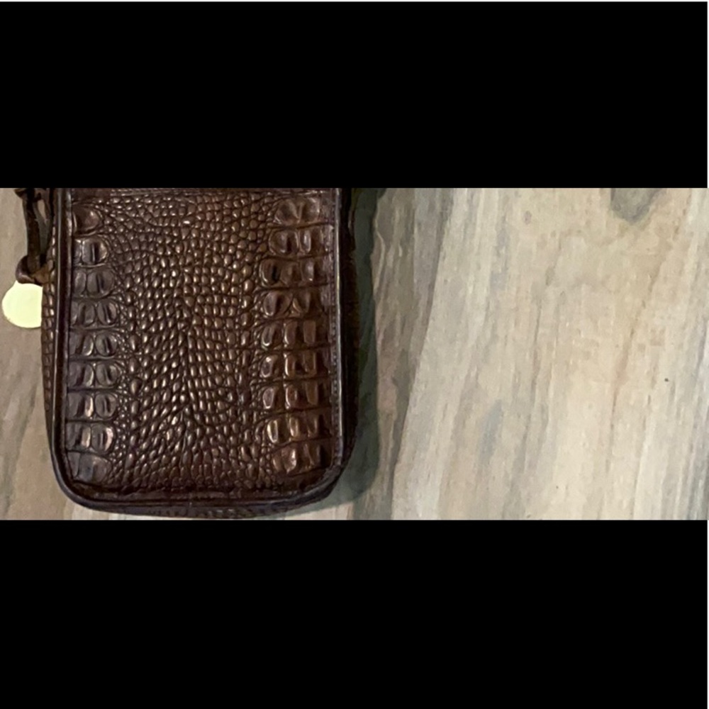 Brahmin Vintage Cross Body Bag - Picture 8 of 10